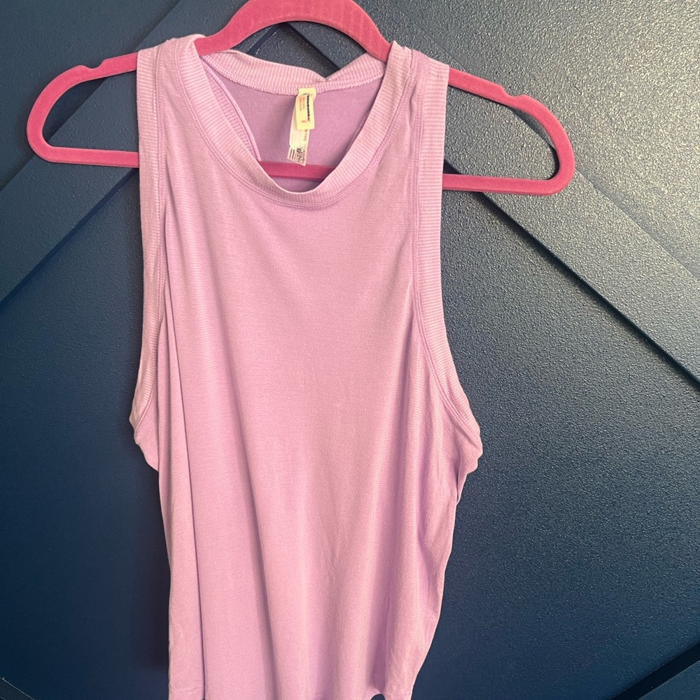 Free People NWOT lilac tank m/l